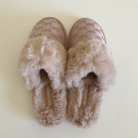 Tula Scuff Slippers - Picture 3 of 3